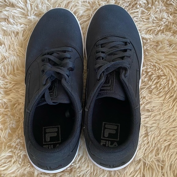 Men’s Fila Morales Shoe - Picture 3 of 5